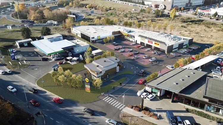 Retail park Bucharova